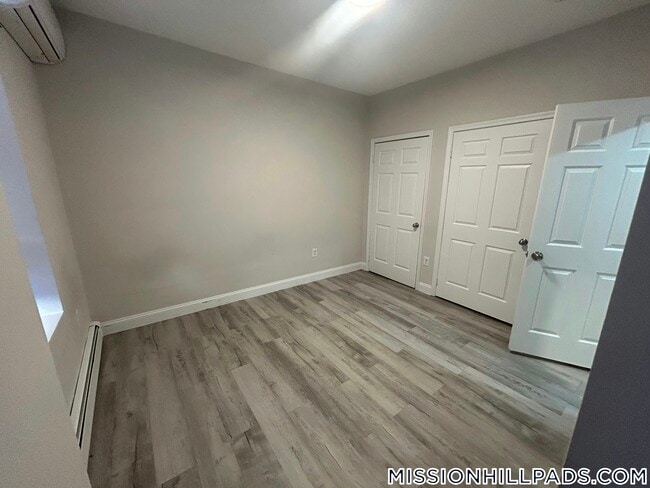 Building Photo - 15 Ruggles St
