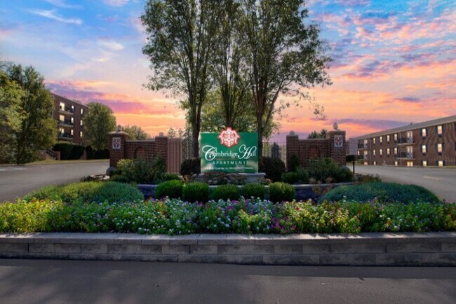 Foto del edificio - Cambridge Hall Apartments