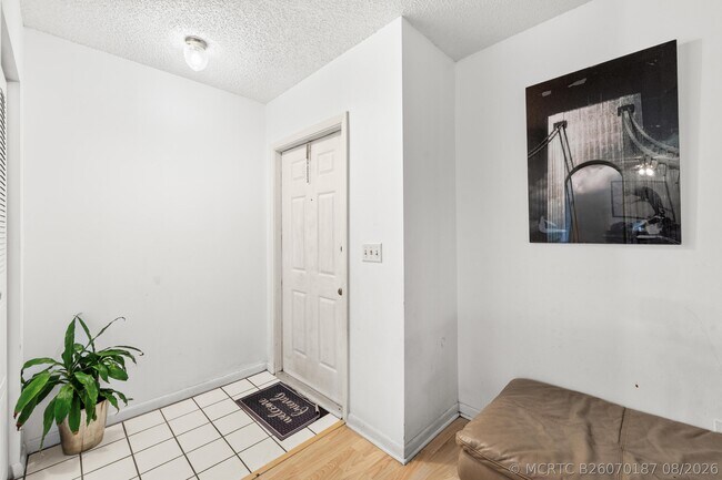 Foto del edificio - 6254 Blue Baneberry Ln