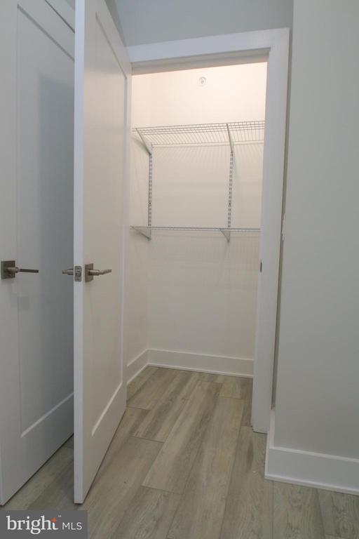 Building Photo - 3718 Haverford Ave