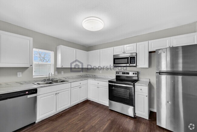 Building Photo - 2735 Purington Ave