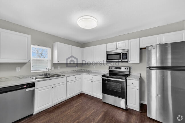 Building Photo - 2735 Purington Ave
