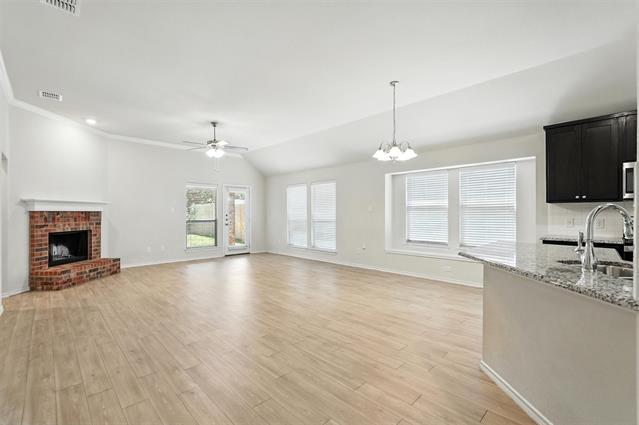 Building Photo - 1707 Wooley Way