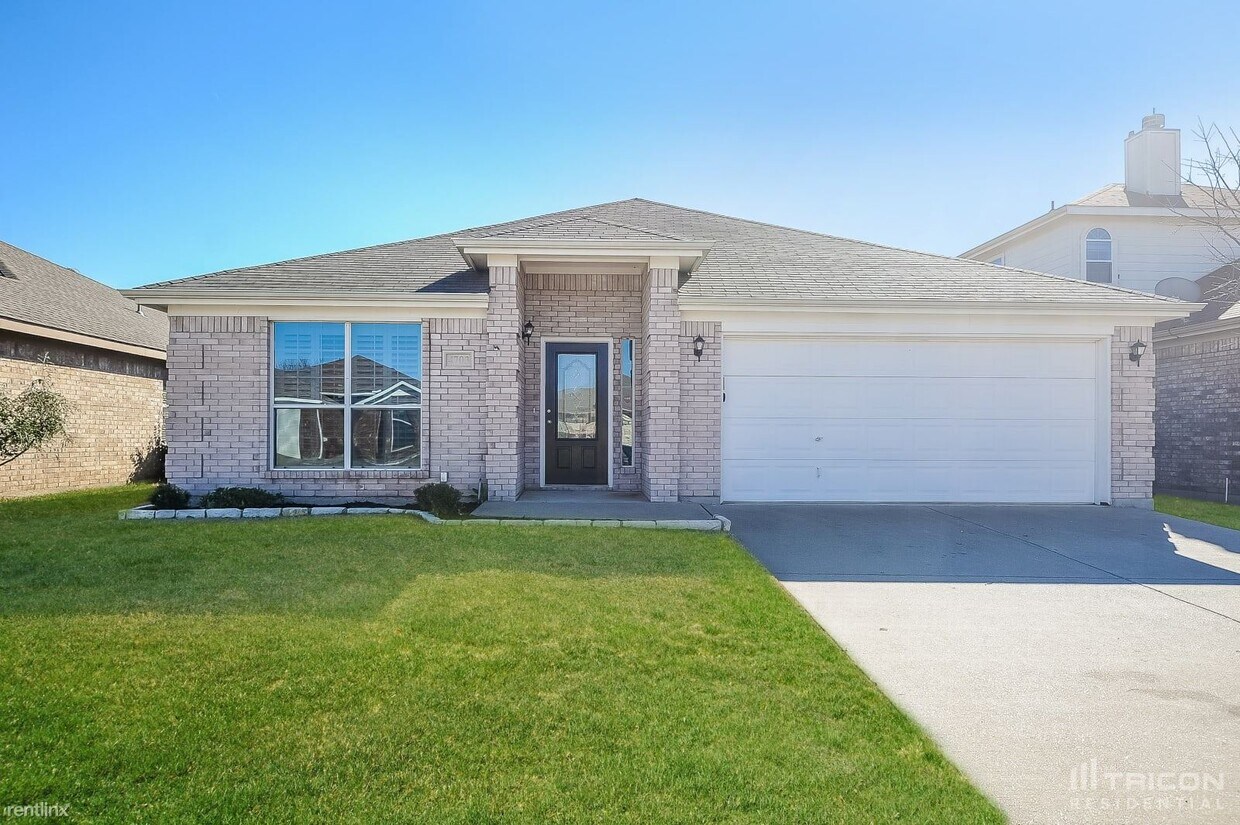 4703 Topaz Ln, Granbury, TX 76049 House Rental in Granbury, TX