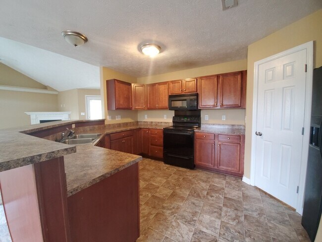 Foto del edificio - 102 Kennedy Dr