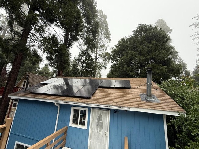 Building Photo - 767 Woodland Rd