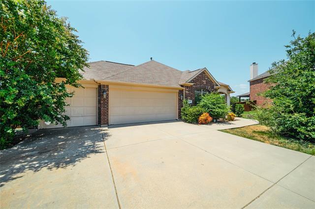 Building Photo - 2100 Benjamin Creek Dr