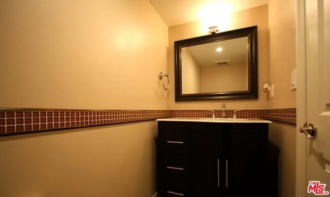 Foto del edificio - 1834 Euclid St