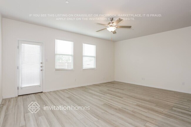 Building Photo - 734 Bonnet Trl