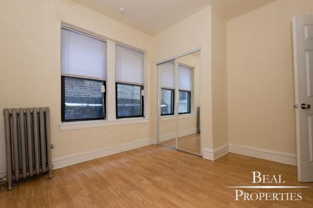 Building Photo - 1 bedroom in CHICAGO IL 60625