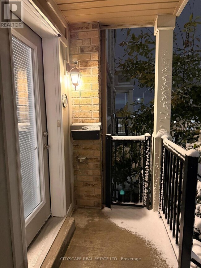 Building Photo - 250 Sunny Meadow Blvd