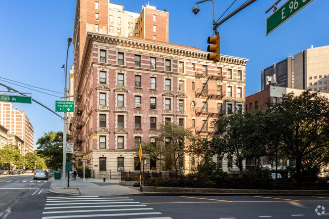 Building Photo - The Vancortlandt