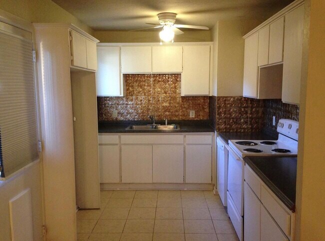 Foto del edificio - 6301 NW 22nd St