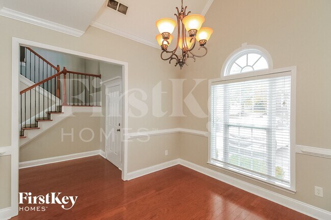 Foto del edificio - 54 Village Park Dr