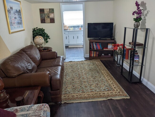 Foto del edificio - 9003 Mahogany Row SE