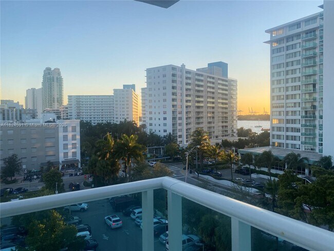 Foto del edificio - 1035 West Ave