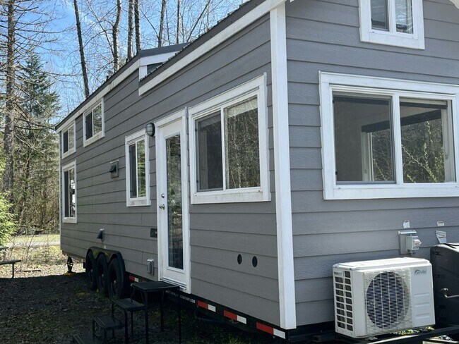 Foto del edificio - 65000 US-26