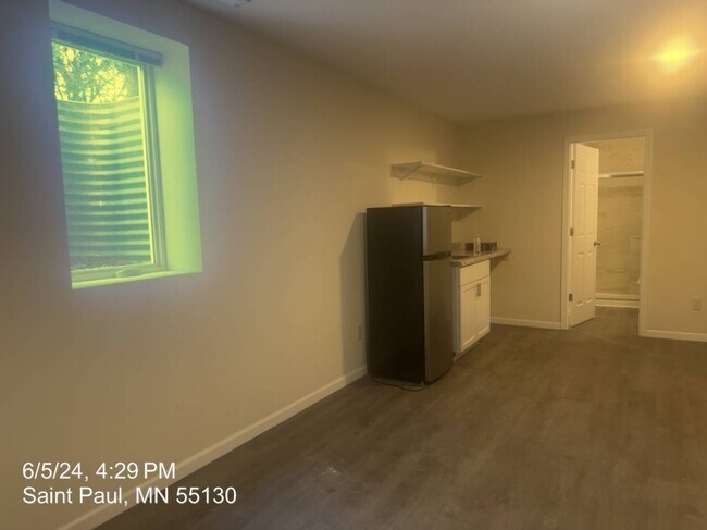 Foto del edificio - 903 Burr St