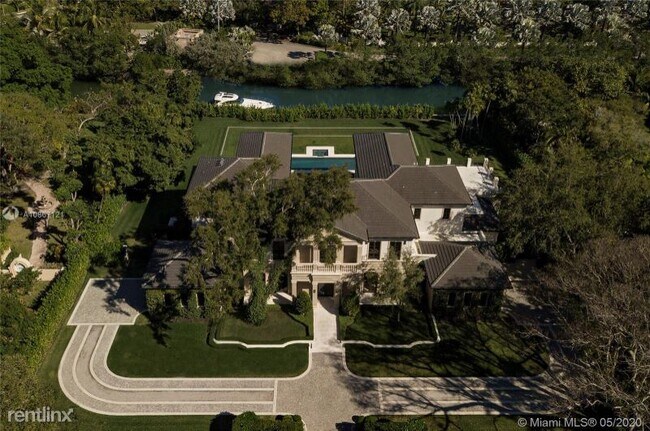 Foto del edificio - 6 br, 8.5 bath House - 8815 Arvida Dr