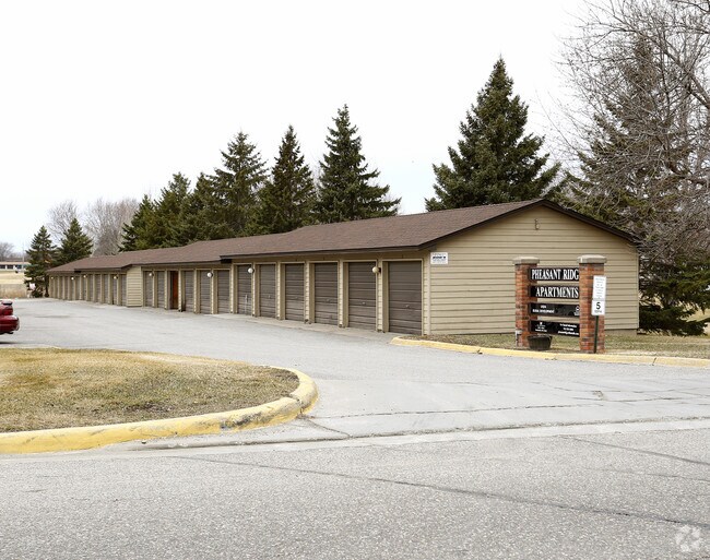 Pheasant Ridge Apartments Rentals Albertville, MN