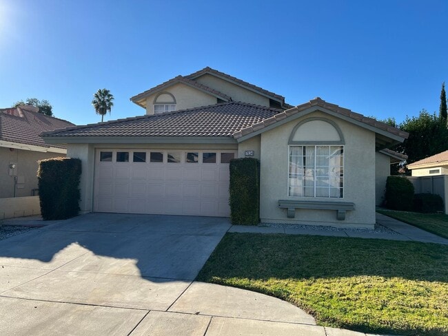 Spacious 4-Bedroom + Office Home in Desirable HOA Community Near New Shopping & Costco - Spacious 4-Bedroom + Office Home in Desirable HOA Community Near New Shopping & Costco