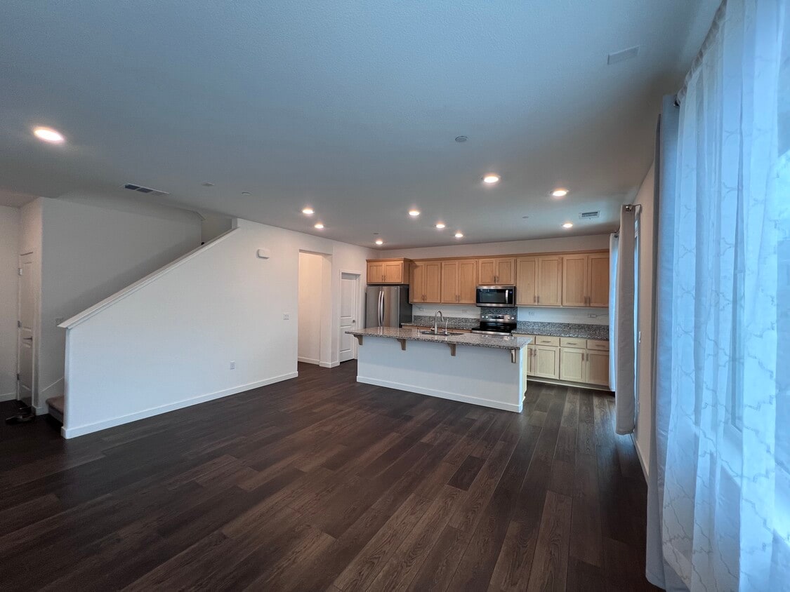 Photo - 3800 Firestar Way (Sacramento, CA)