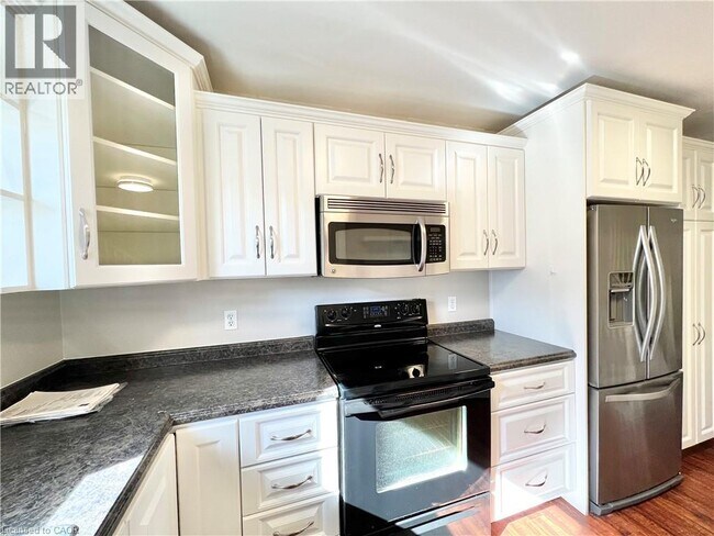 Photo du bâtiment - 336 Rolling Meadows Dr