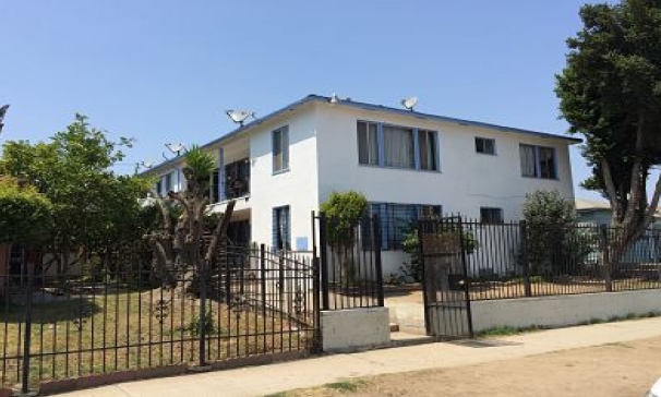 Building Photo - 11909 S Figueroa St