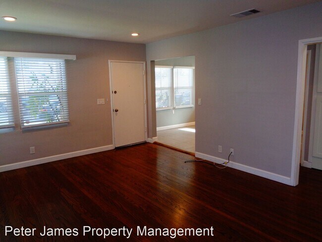 Building Photo - 2 br, 1 bath House - 7951 Newlin Ave