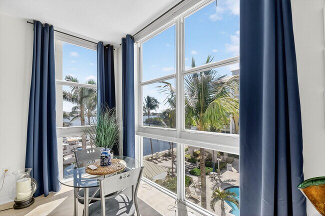 Foto del edificio - 806 E Windward Way