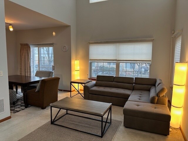 Foto del edificio - 339 Bay Dr