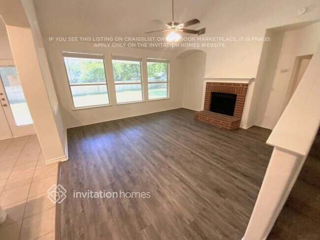 Foto del edificio - 700 Bur Oak Dr