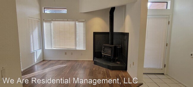 Foto del edificio - 3 br, 3 bath House - 4017 Goodwin Circle