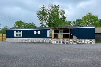 Building Photo - 22508 E Martin Dr