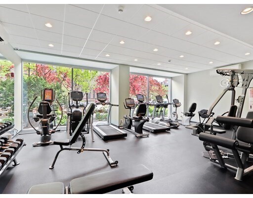 Foto del edificio - 330 Beacon St