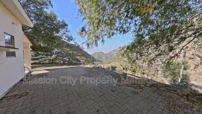 Building Photo - 1210 Toro Canyon Rd