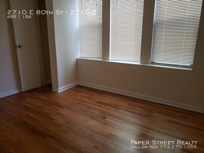 Foto del edificio - 2710 E 80th St