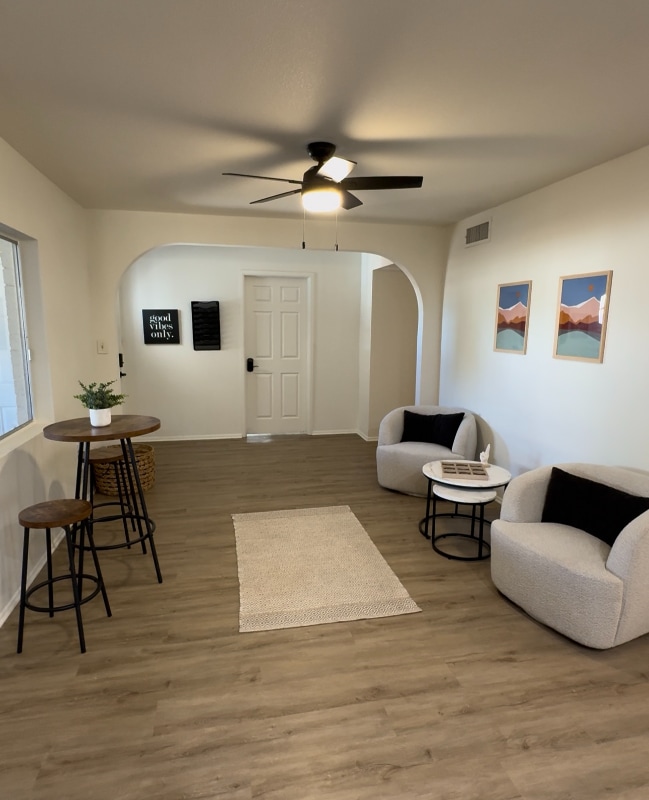 Foto del edificio - 2222 W Morningside Dr