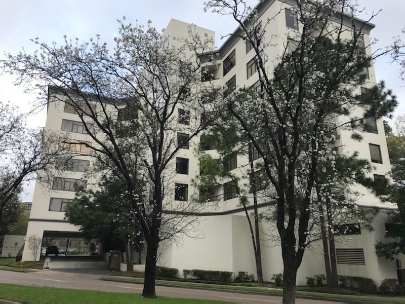 4950 Woodway Dr Unit 710, Houston, TX 77056 Condo for Rent in Houston