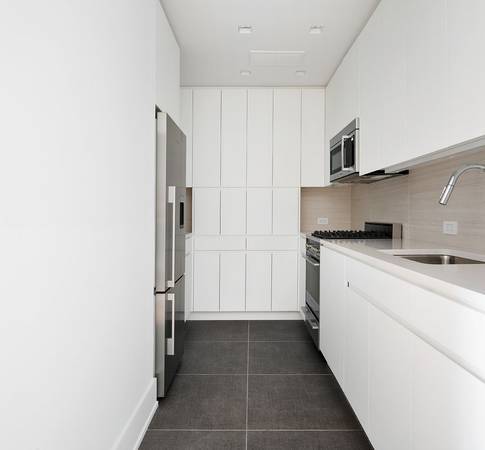 Foto del edificio - EAST 85 STREET