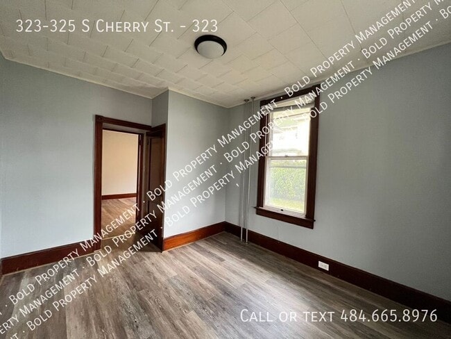 Building Photo - 323-325 S Cherry St.-323