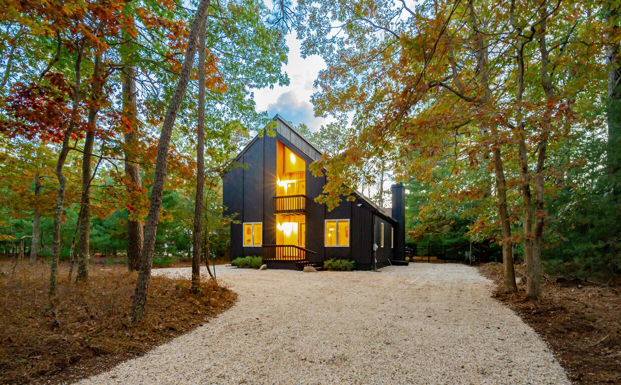67 Edwards Hole Rd, East Hampton, NY 11937 House Rental in East Hampton, NY