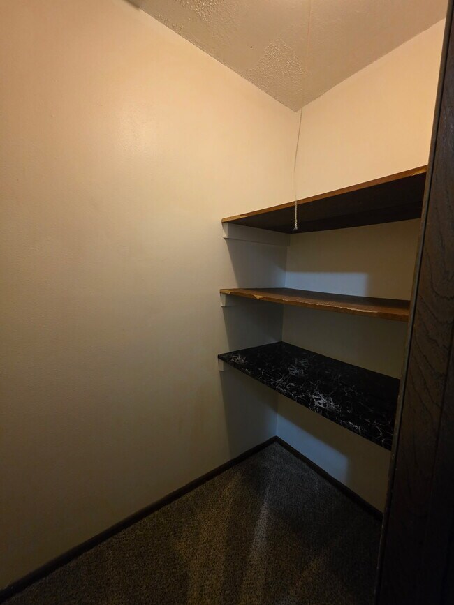 Foto del edificio - 1676 9th St N