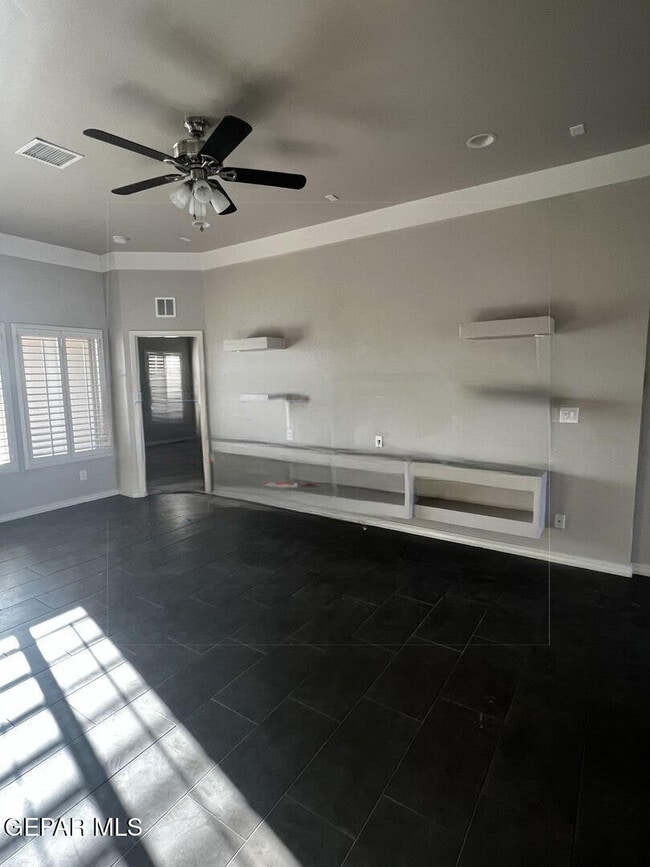 Building Photo - 3720 Loma Jacinto