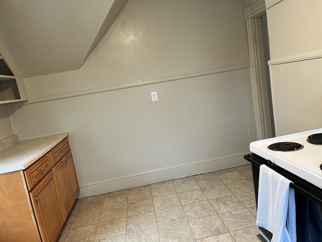 Photo - 236 Euclid Ave Apartment