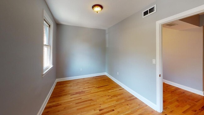 Building Photo - 4248 Edson Pl NE