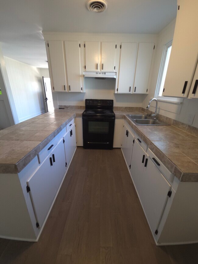 Foto del edificio - 804 Branton Ave