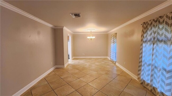 Building Photo - 2213 Stall Dr