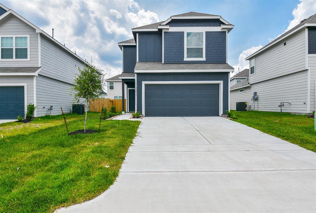 Foto principal - 22011 King Hts Ln