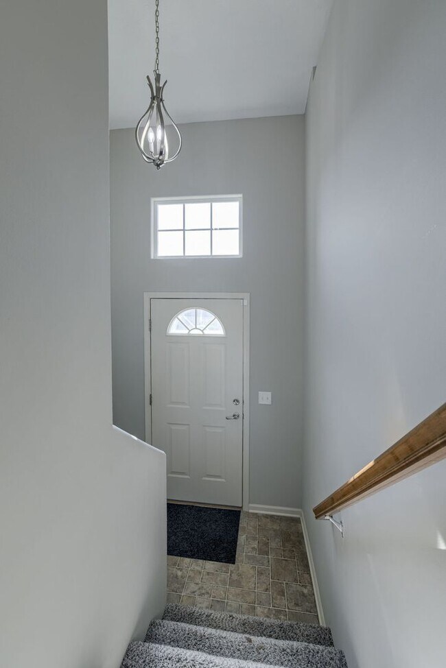 Building Photo - Must See 3 Bedroom In Millard School District!!
